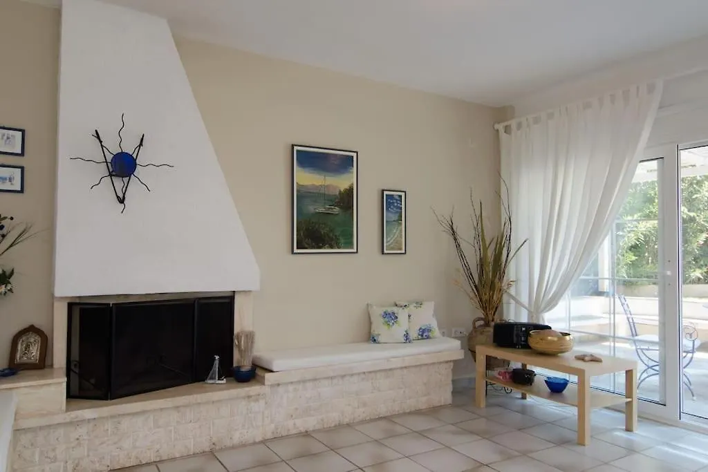 Wonderful House With Private Garden Villa Flogita 0*,