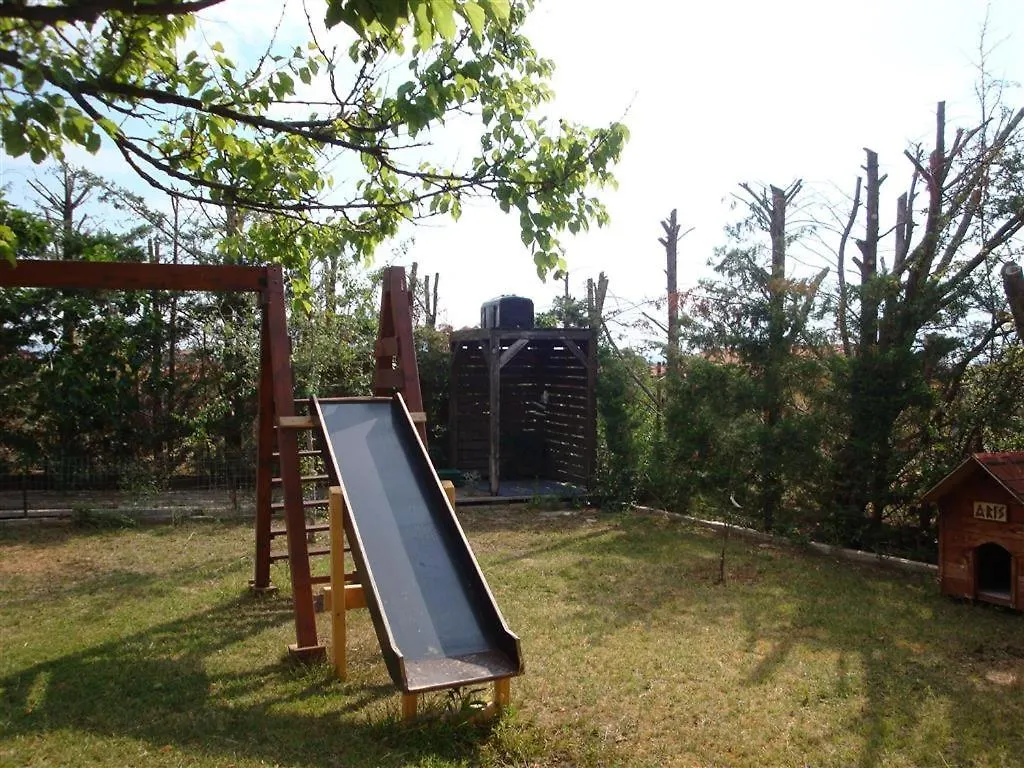 Wonderful House With Private Garden Villa Flogita 0*,
