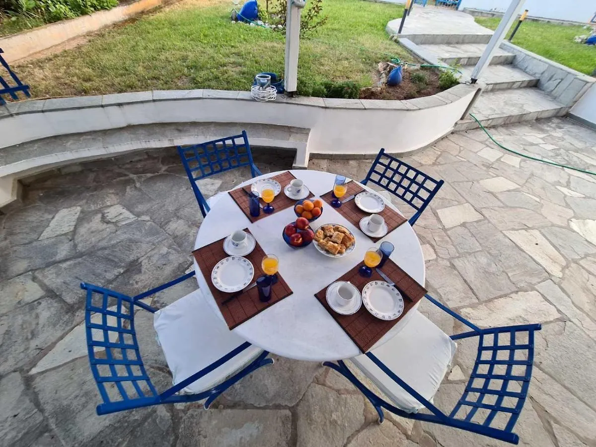 Wonderful House With Private Garden Villa Flogita